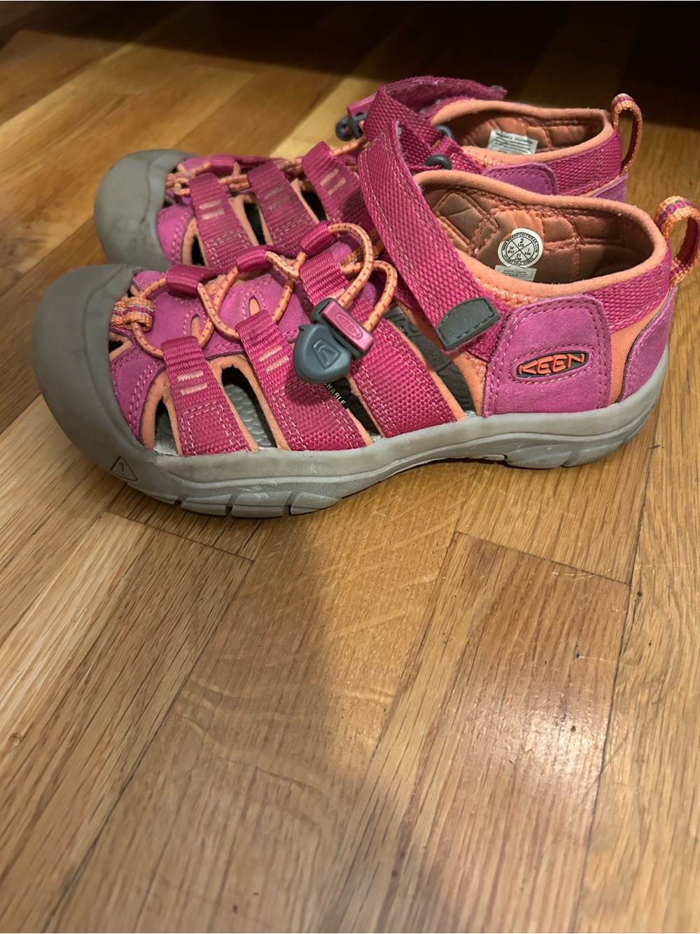 KEEN Kids' Pink and Peach Closed-Toe Water Sandals 🌺